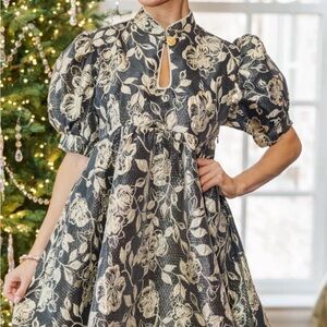 Elegant Black and Gold Floral Puff-Sleeve Midi Dress